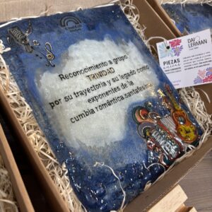 Placa Conmemorativa vitro