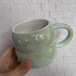 Alternative view of Taza Hearly
